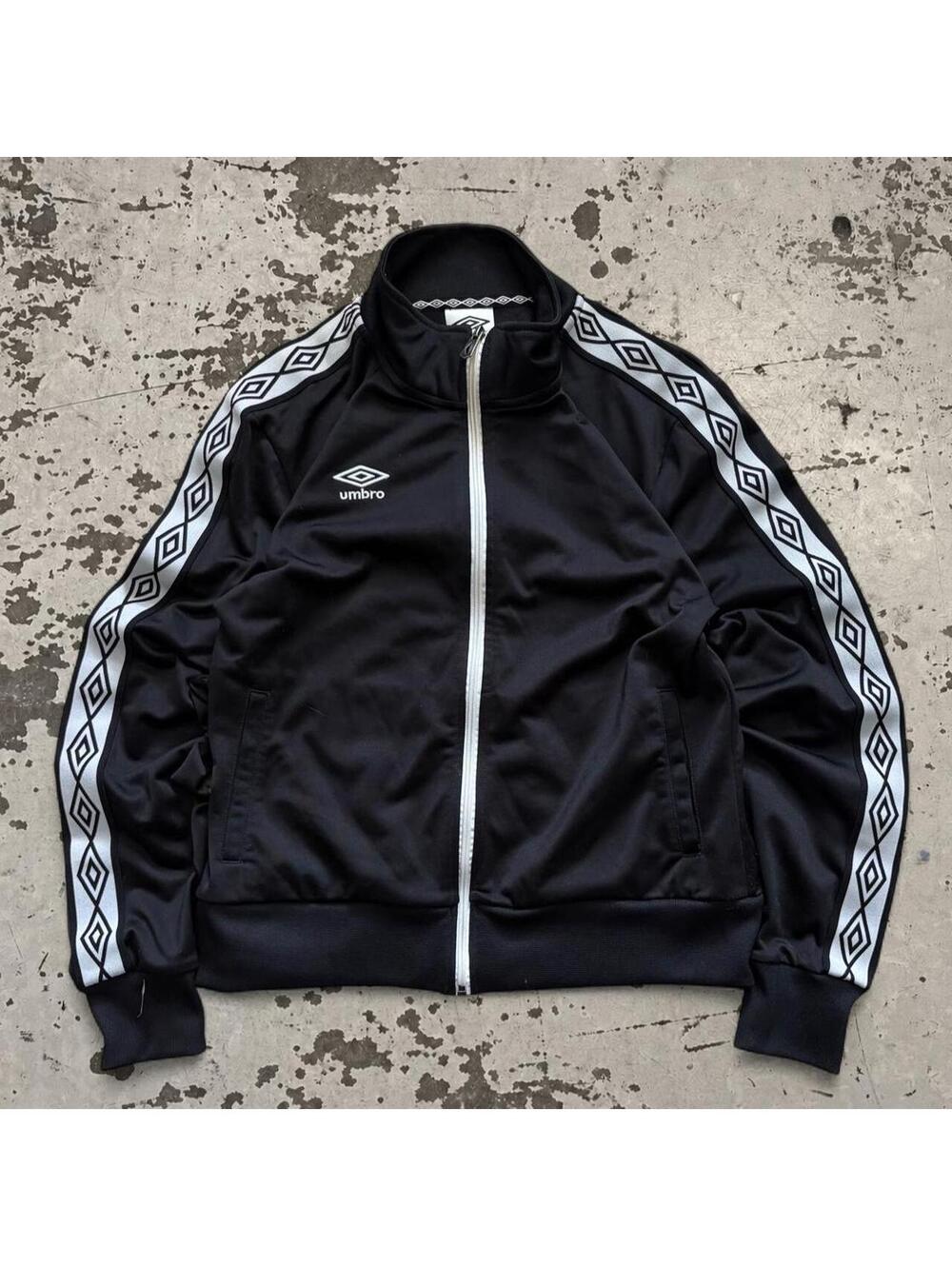 Womens Umbro Black ZIp Up Sweatshirt Size S